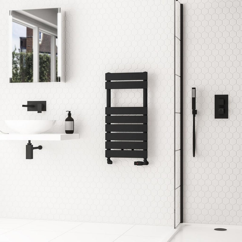 Addington II Towel Rail 790 x 400 Type10